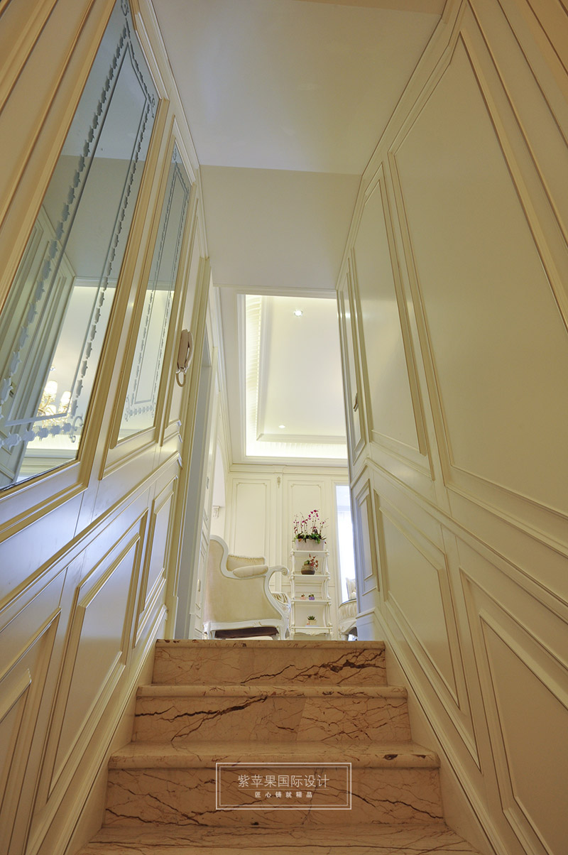 樓梯裝修實(shí)景圖