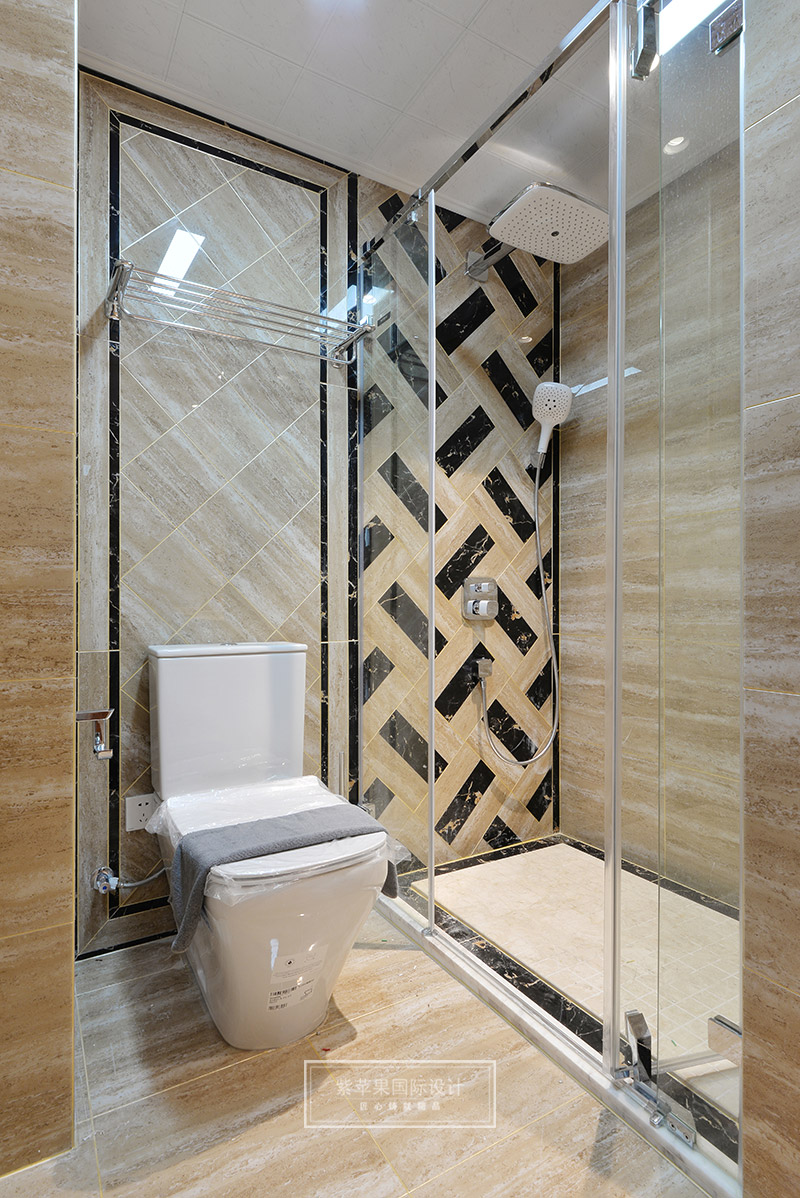 衛(wèi)生間裝修實景圖