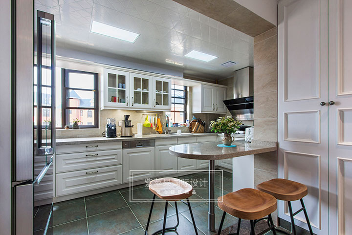 美式廚房裝修實(shí)景圖