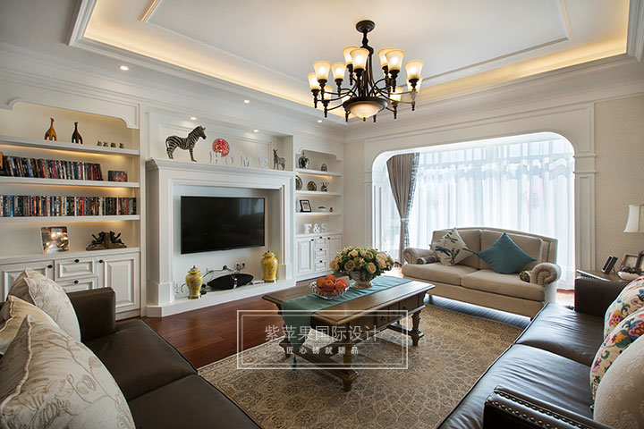 簡美客廳電視背景墻